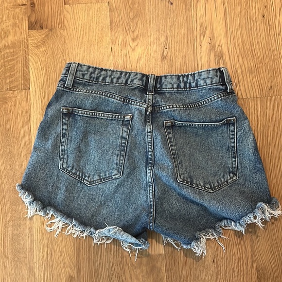 Wild Fable high rise short - Picture 3 of 3